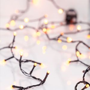 ΣΕΙΡΑ, 240 LED 3mm, 31V ΜΕΤΑΣΧΗΜΑΤΙΣΤΗ, 8 ΠΡΟΓΡΑΜΜΑΤΑ ΚΑΙ ΜΝΗΜΗ, ΜΑΥΡΟ PVC ΚΑΛΩΔΙΟ, ΠΟΡΤΟΚΑΛΙ LED ΑΝΑ 5cm, ΠΡΟΕΚΤΑΣΗ ΠΑΡΟΧΗΣ 3m, ΙΡ44