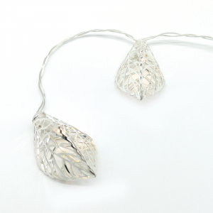 METAL LEAVES 10 LED ΛΑΜΠΑΚ ΣΕΙΡΑ ΜΠΑΤΑΡ.(3xAA) ΚΑΙ ΧΡΟΝΟΔΙΑΚ (6ΟΝ/18OFF) ΘΕΡΜΟ ΛΕΥΚΟ ΑΣΗΜΙ ΜΕΤΑΛΛ